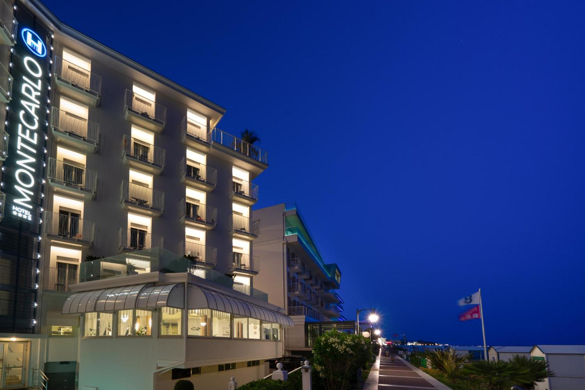 Hotel Montecarlo 3 Stelle Superior Caorle Ngoại thất bức ảnh