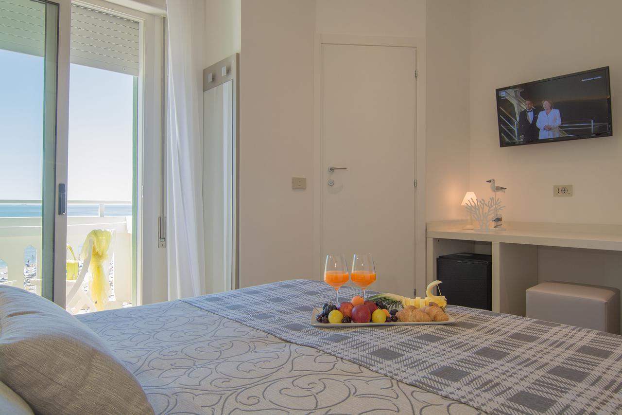 Hotel Montecarlo 3 Stelle Superior Caorle Ngoại thất bức ảnh